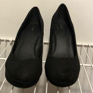 BLACK Apt 9 wedges